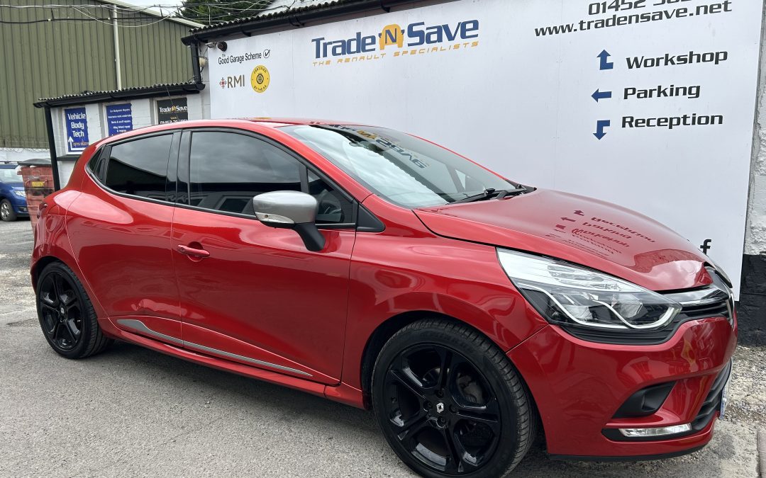 2014 Renault Clio 1.2 TCE GT Line – Red
